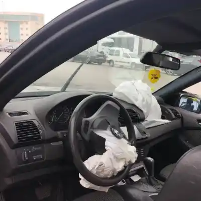 Veículo de Sucata bmw x5 (e53) 3.0d do ano 2006 alimentado 306d2