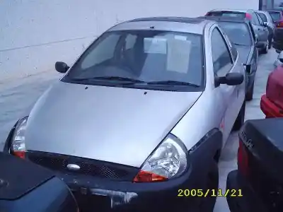 Veículo de Sucata alfa romeo 156 1.6 16v t.spark distinctive do ano 2004 alimentado ar32104