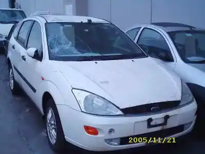 Veículo de Sucata alfa romeo 156 1.6 16v t.spark distinctive do ano 2004 alimentado ar32104