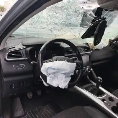 Veículo de Sucata renault kadjar (ha_, hl_) 1.3 tce 140 do ano 2021 alimentado h5h 470