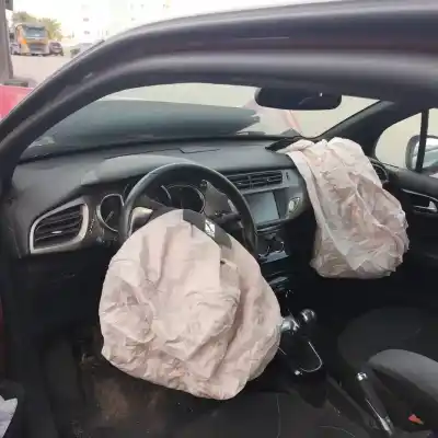 Здавання транспортного засобу citroen ds3 1.2 12v e-thp року 2018 потужний hm01