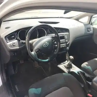 Scrapping Vehicle kia cee´´d 1.6 gdi cat of the year 2014 powered g4fd