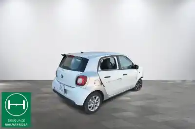 Здавання транспортного засобу smart forfour ev eq 17.6 kwh року 2019 потужний 780997