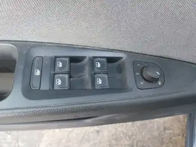 Veicolo di demolizione seat leon st (5f8) 1.6 tdi dell'anno 2019 alimentato dgte