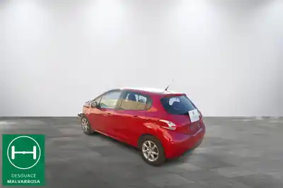 Veículo de Sucata peugeot 208 i (ca_, cc_) 1.4 hdi do ano 2014 alimentado 8h01