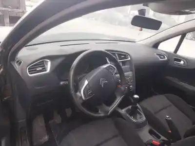 Veicolo di demolizione citroen c4 ii (nc_) 1.2 thp 110 dell'anno 2016 alimentato hn01
