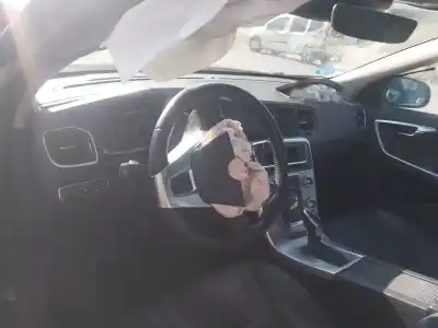 Hurda Aracı volvo v60 ii (225) b4 mild-hybrid yılın 2017 güçlü d87phev