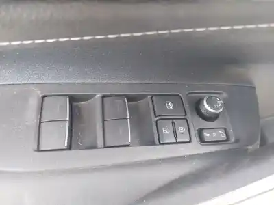 Veículo de Sucata toyota corolla fastback (_e21_) 1.8 hybrid (zwe211) do ano 2019 alimentado 2zr-fxe Veículo de Sucata toyota corolla fastback (_e21_) 1.8 hybrid (zwe211) do ano 2019 alimentado 2zr-fxe