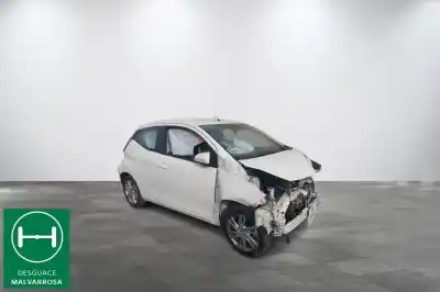 Veículo de Sucata toyota aygo (_b4_) 1.0 (kgb40) do ano 2015 alimentado 1kr-fe