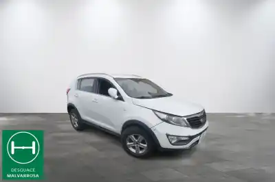 Verschrottungsfahrzeug KIA SPORTAGE (SL)  des Jahres 2015 angetrieben D4FD