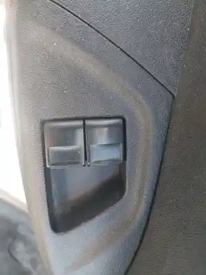 Veículo de Sucata toyota aygo (_b4_) 1.0 (kgb40) do ano 2016 alimentado 1kr-fe