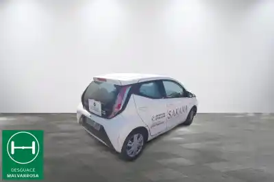 Veículo de Sucata toyota aygo (_b4_) 1.0 (kgb40) do ano 2016 alimentado 1kr-fe