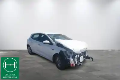 Veículo de Sucata RENAULT                                            MEGANE IV FASTBACK (B9A/M/N_)                                                                                                                                                                                                                              1.5 BLUE DCI 95 (B9A2)                                                                                                                                                                                                                                     do ano 2023 alimentado K9K876