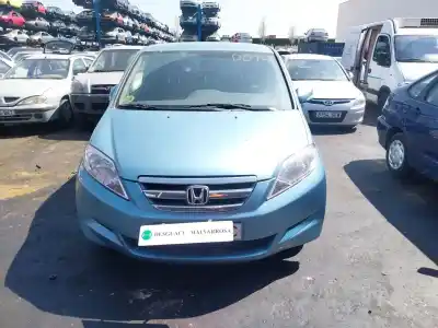 Scrapping Vehicle honda fr-v (be) 2.2 i ctdi (be5) of the year 2006 powered n22a1