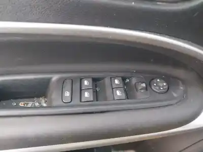 Scrapping Vehicle jeep avenger (j2) electric of the year 2023 powered 