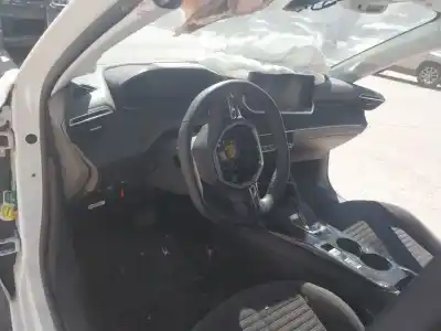 Здавання транспортного засобу peugeot 208 ii (ub_, up_, uw_, uj_) e-208 року 2021 потужний zkx (zk01)