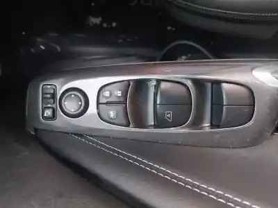 Veículo de Sucata nissan juke (f16_) 1.6 hybrid do ano 2023 alimentado hr16de