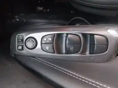 Veículo de Sucata nissan juke (f16_) 1.6 hybrid do ano 2023 alimentado hr16de