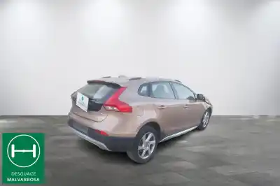 Здавання транспортного засобу volvo v40 fastback (525) d2 року 2014 потужний d 4162 t