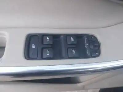 Veicolo di demolizione volvo s60 ii (134) d4 dell'anno 2012 alimentato d 5204 t3