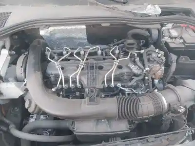 Veicolo di demolizione volvo s60 ii (134) d4 dell'anno 2012 alimentato d 5204 t3