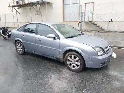 Véhicule à la ferraille opel vectra c (z02) 1.9 cdti (f69) de l'année 2005 alimenté z 19 dt