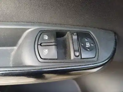 Veículo de Sucata opel corsa e (x15) 1.4 (08, 68) do ano 2017 alimentado b14xel