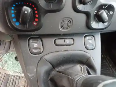 Здавання транспортного засобу fiat panda (312_, 319_) 1.2 (312pxa1a) року 2015 потужний 169 a4.000