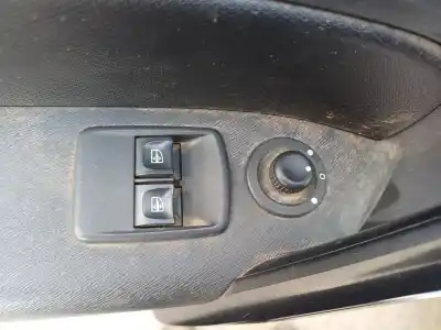 Здавання транспортного засобу renault kangoo express (fw0/1_) z.e. (fw0z, fw1z) року 2014 потужний 5am 400