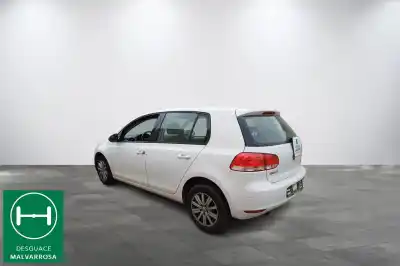 Veículo de Sucata volkswagen golf vi (5k1) 1.6 tdi do ano 2010 alimentado cayc