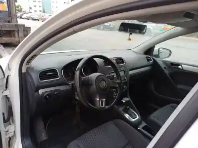 Veículo de Sucata volkswagen golf vi (5k1) 1.6 tdi do ano 2010 alimentado cayc