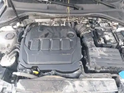 Veículo de Sucata audi a3 sportback (8ya) 35 tdi do ano 2020 alimentado dsrb,dtsa,dtsb,dxpa