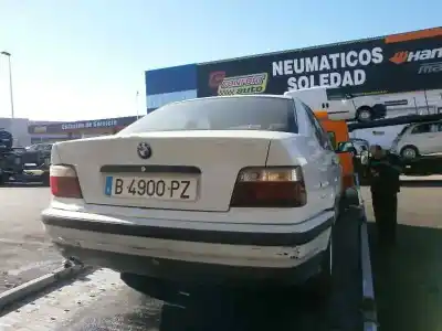 Veicolo di demolizione bmw serie 3 berlina (e36) 325tds dell'anno 1995 alimentato 25-6t-1