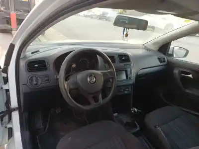 Véhicule à la ferraille volkswagen polo v (6r1, 6c1) 1.4 tdi de l'année 2015 alimenté cusa