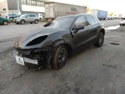 Scrapping Vehicle porsche macan (95b) 3.0 s diesel of the year 2016 powered mct.ba