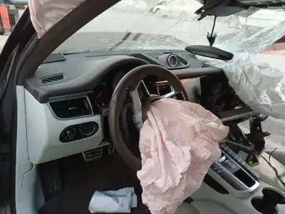 Scrapping Vehicle porsche macan (95b) 3.0 s diesel of the year 2016 powered mct.ba