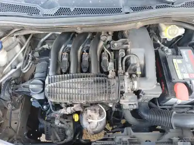 Sloopvoertuig peugeot 208 i (ca_, cc_) 1.2 vti 82 van het jaar 2015 aangedreven hmr (eb2fa),hmz (eb2),hmz (eb2f)