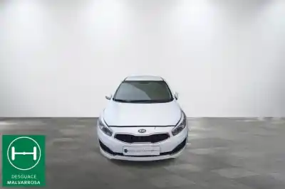 Scrapping Vehicle kia cee´´d 1.4 crdi cat of the year 2017 powered d4fc