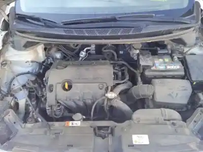 Veicolo di demolizione kia cee´´d 1.4 cat dell'anno 2013 alimentato g4fa