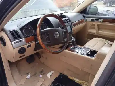 Scrapping Vehicle volkswagen touareg (7la) tdi r5 of the year 2005 powered bac