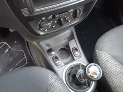 Veicolo di demolizione citroen c2 (jm_) 1.1 dell'anno 2007 alimentato hfx