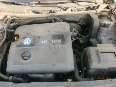 Veículo de Sucata volkswagen golf iv berlina (1j1) conceptline do ano 2001 alimentado azd