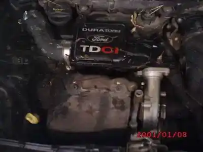 Veículo de Sucata ford fiesta (cbk) ghia do ano 2004 alimentado f6ja