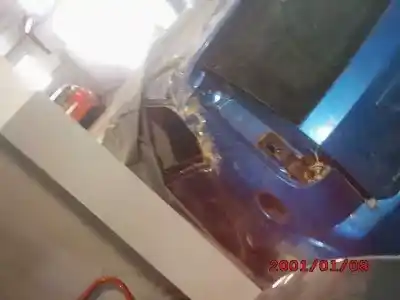 Veículo de Sucata ford fiesta (cbk) ghia do ano 2004 alimentado f6ja