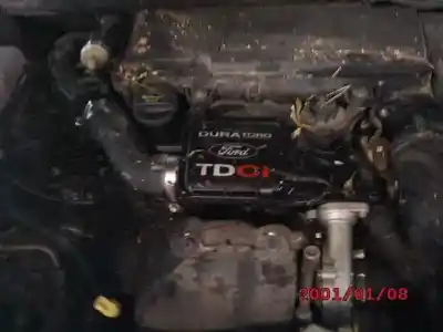 Veículo de Sucata ford fiesta (cbk) ghia do ano 2004 alimentado f6ja