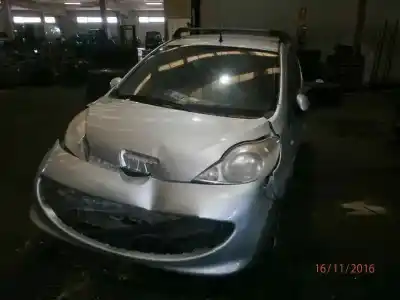 Veículo de Sucata PEUGEOT 107 Trendy do ano 2008 alimentado 8HT