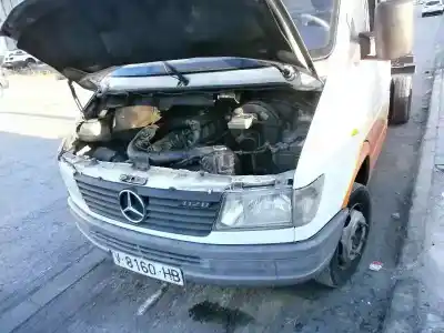 Veicolo di demolizione MERCEDES-BENZ SPRINTER CAJA ABIERTA/DOBLE CAB. (SERIE 901-904) 412 D (904.412-413) dell'anno 2000 alimentato 602980I