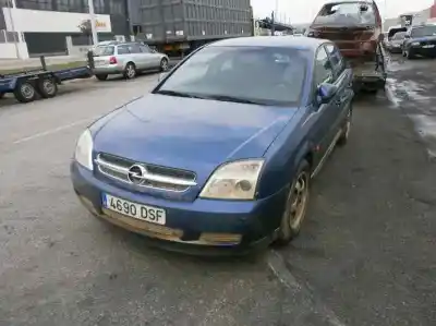 Veículo de Sucata OPEL VECTRA C BERLINA Comfort do ano 2003 alimentado Y22DTR