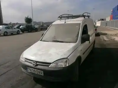 Vehículo de desguace OPEL COMBO Cargo del año 2006 con motor Z13DT