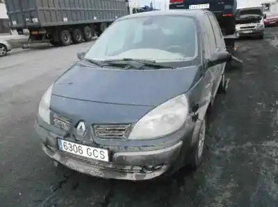 Veículo de Sucata RENAULT SCENIC II Grand Dynamique do ano 2006 alimentado K4M9766